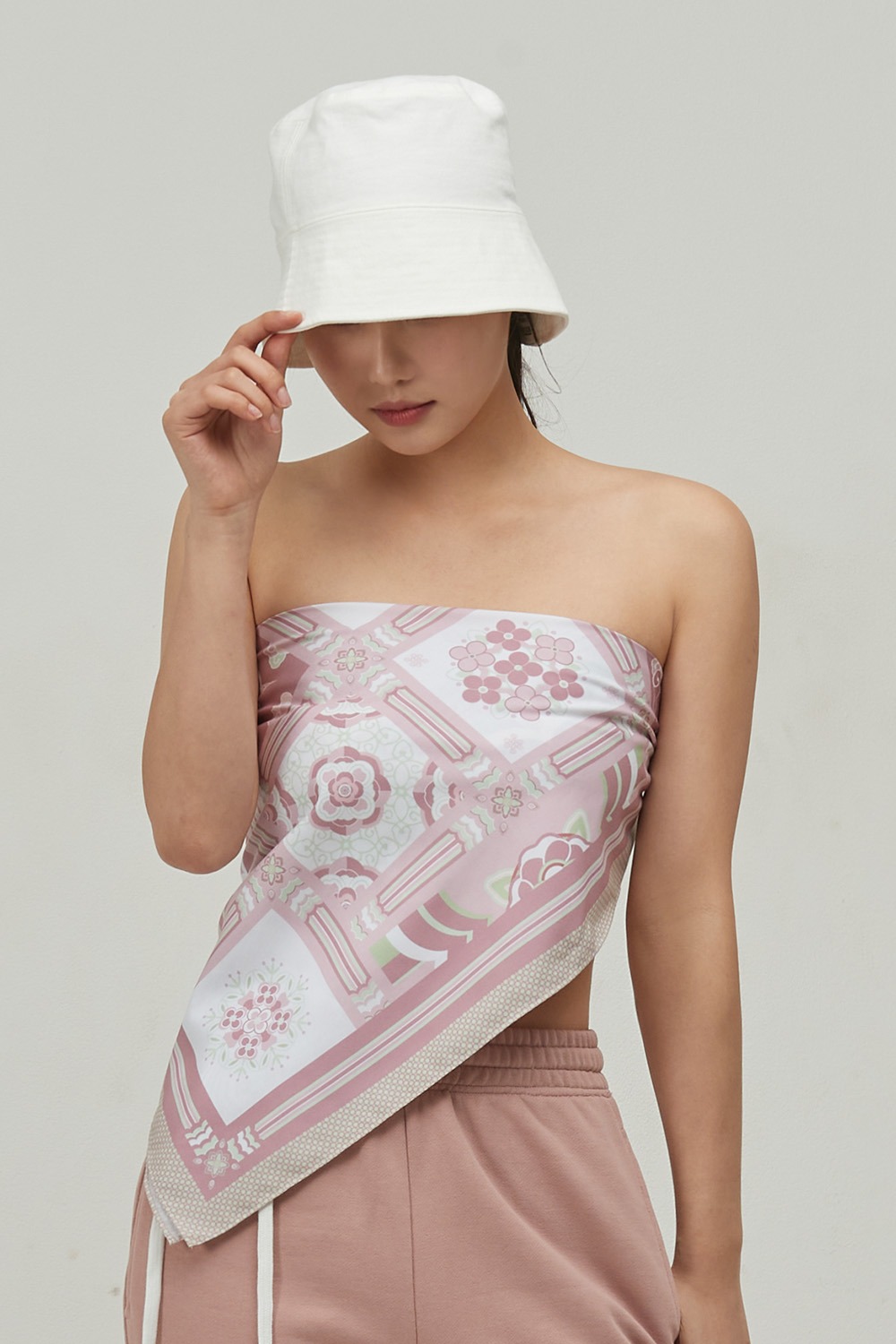 Dan Cheong Bandanna Scarf (L) [Pink]