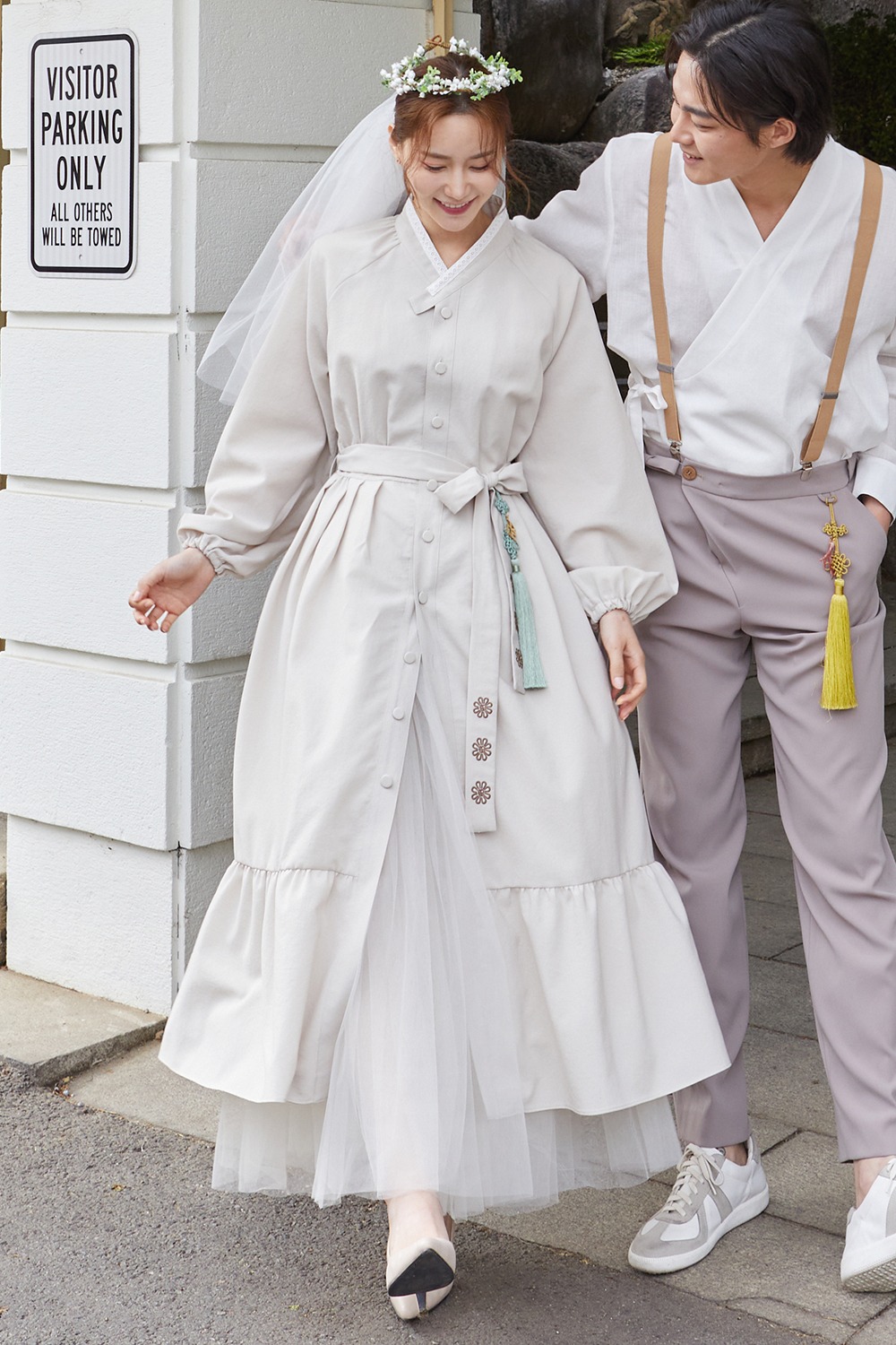 Blossom Long Sleeve Hanbok Dress [Beige]