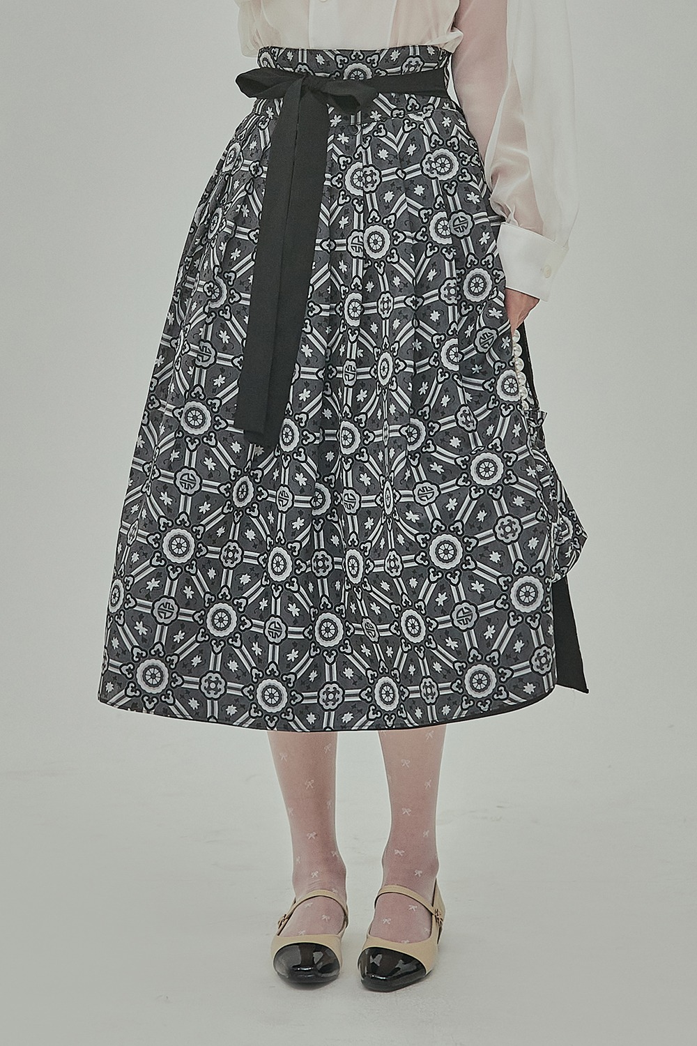 King Taejo Eojinmun Waist Skirt [Black]