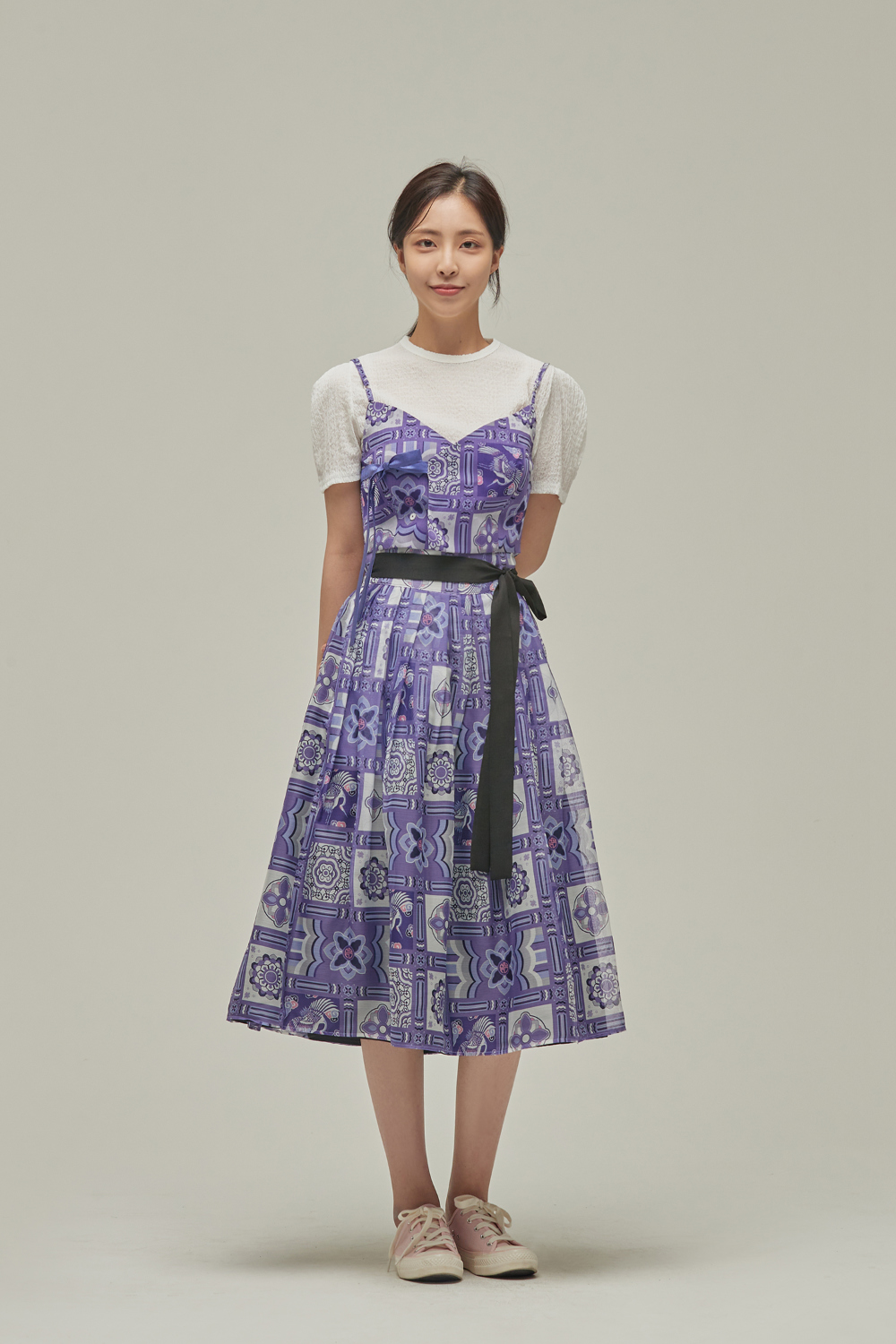 long skirt model image-S31L48