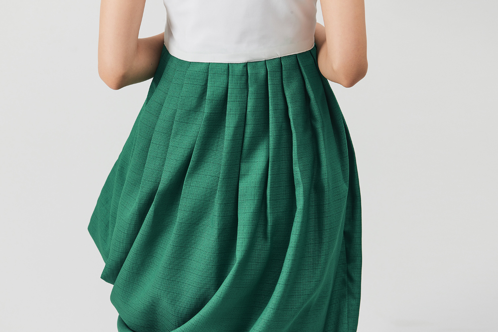 long skirt detail image-S106L2