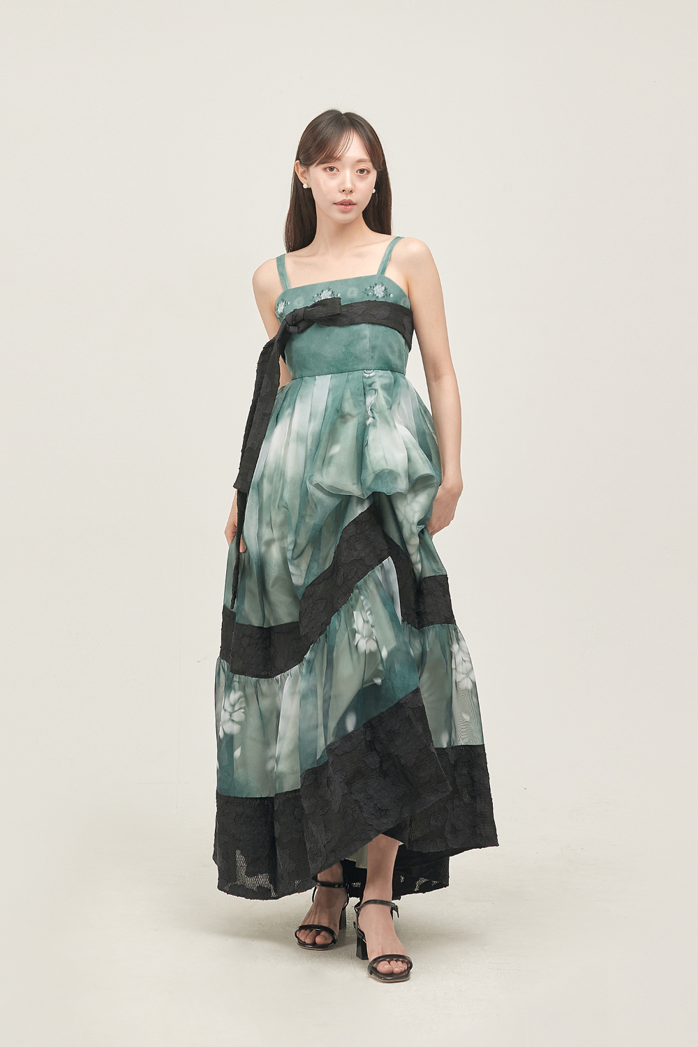 dress model image-S40L1