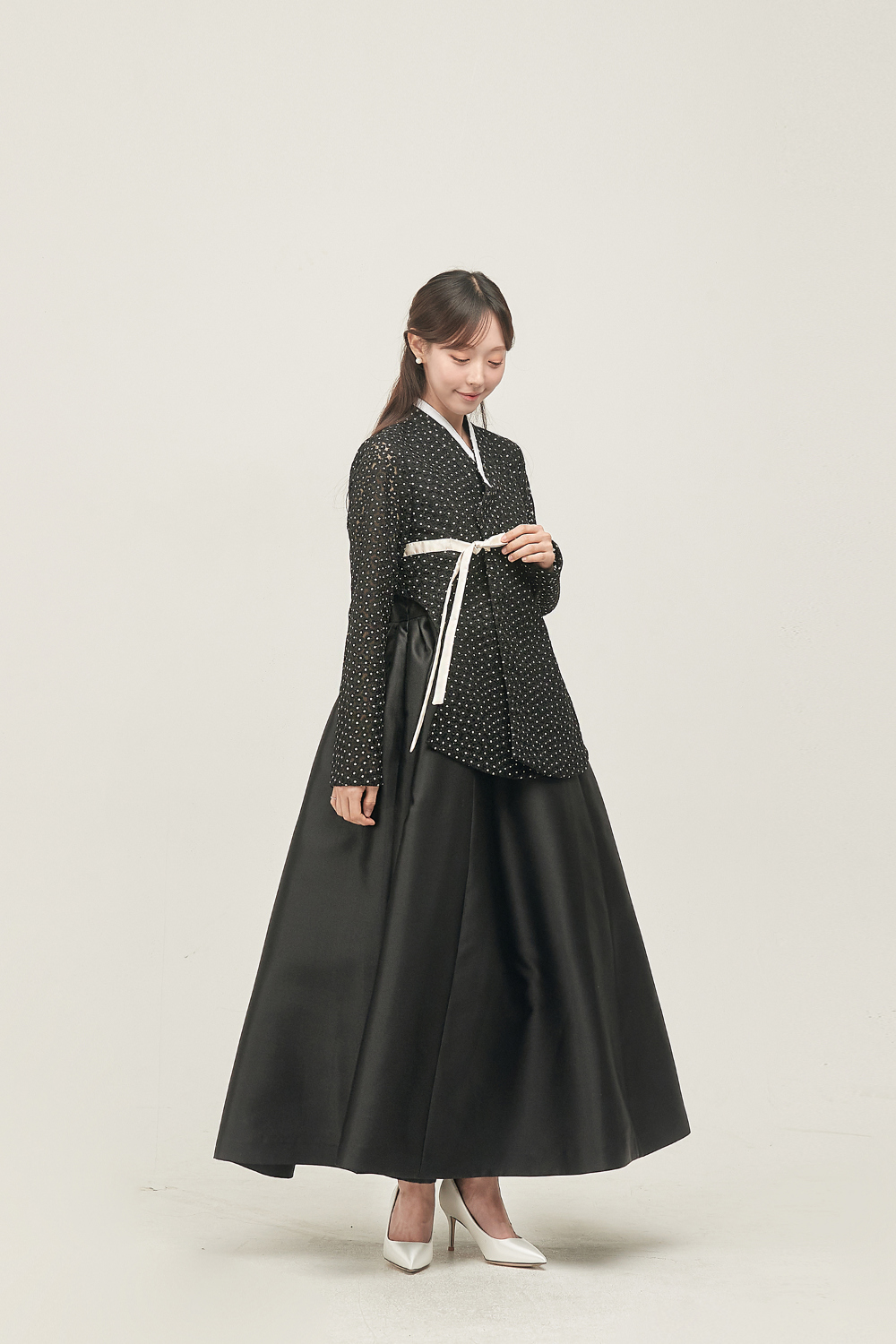 long dress model image-S65L2