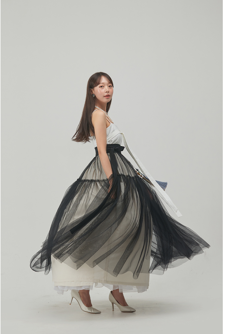 long skirt model image-S64L9