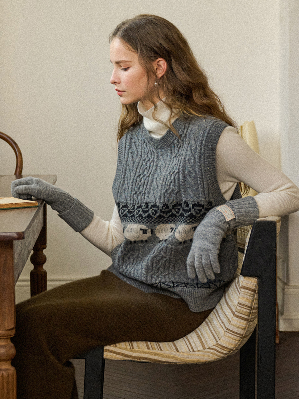 KATIE wool sheep knit vest_gray