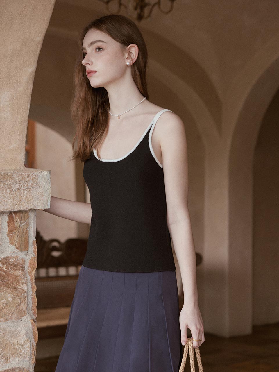 WREN byding sleeveless knit top_black