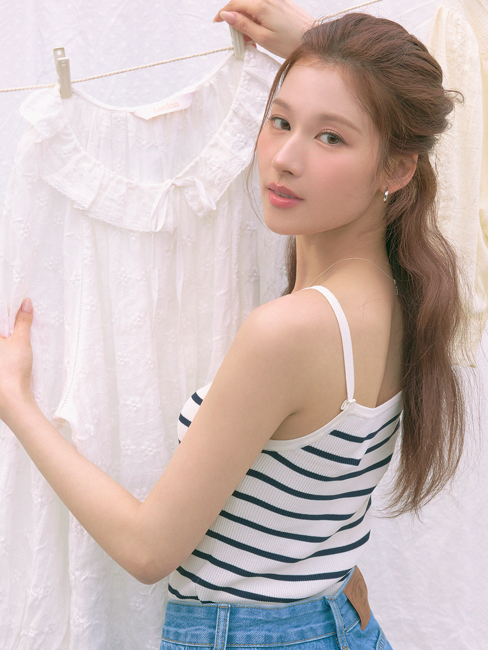 [사나 착용] LENA stripe sleeveless top_white