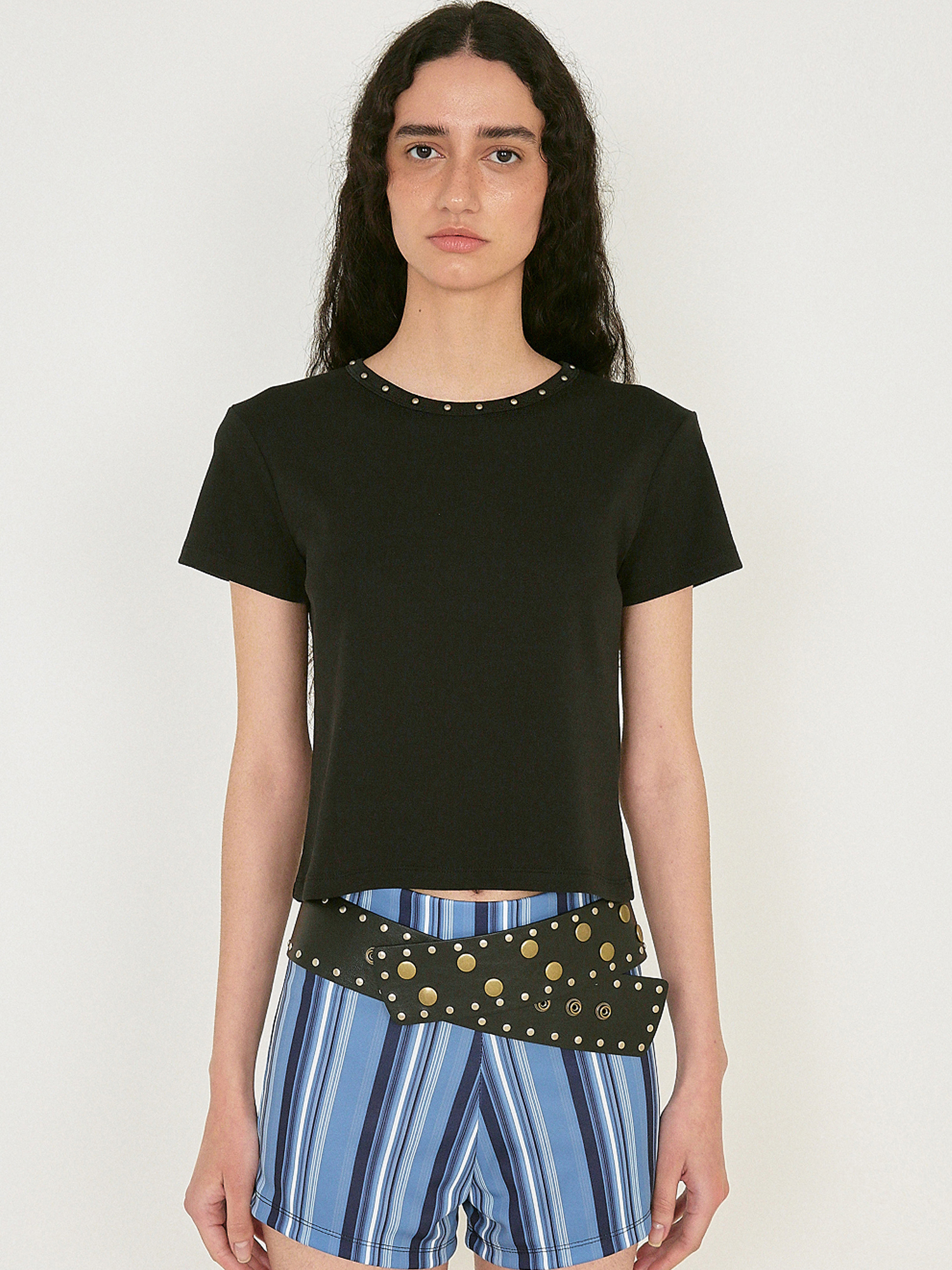 【Polysooem】25ss STUDDED NECK TEE 韓国 POLYSOOEM STUDDED NECK TEE