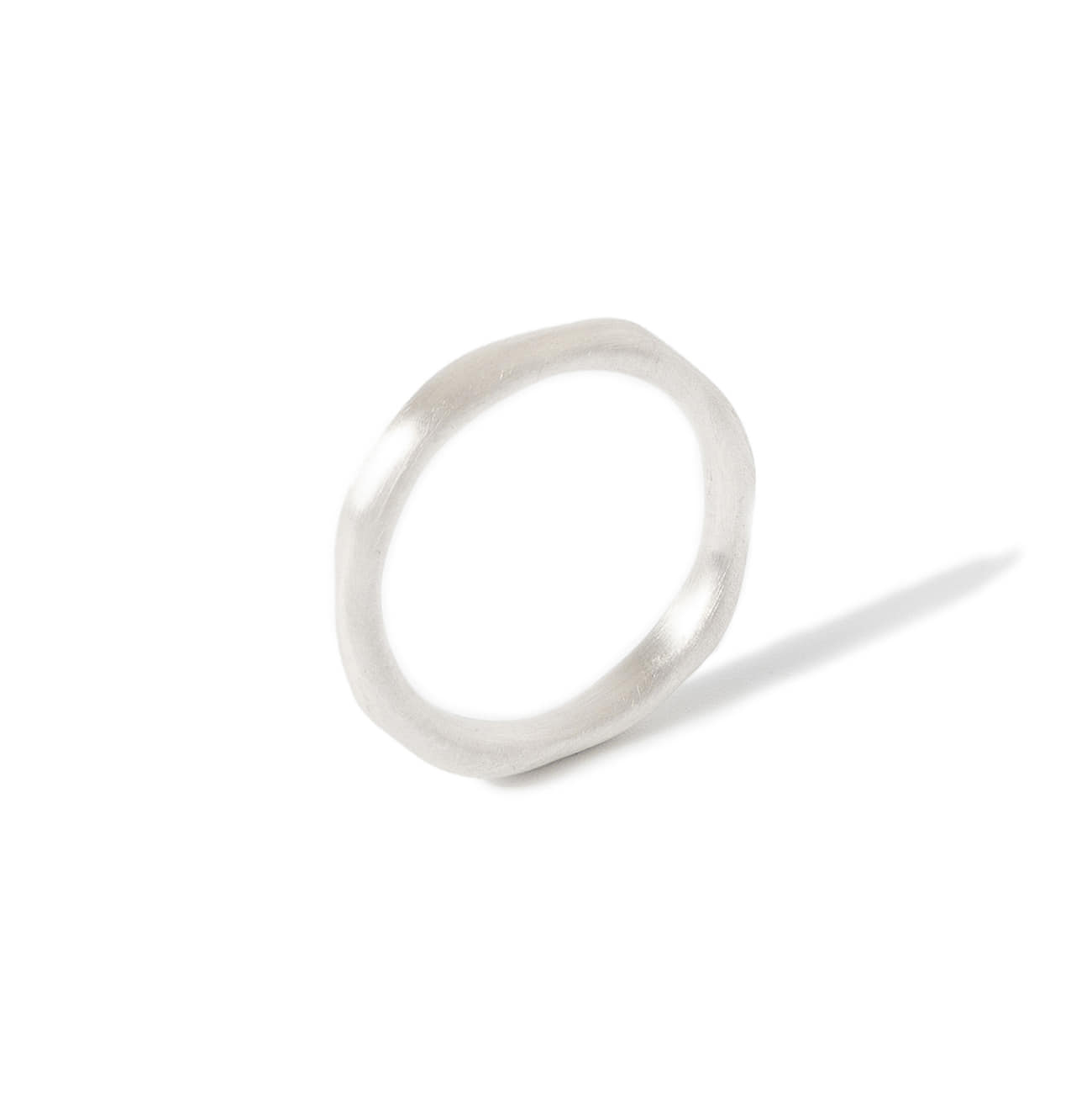 ADD SILHOUETTE 925 SILVER RING LINE #4