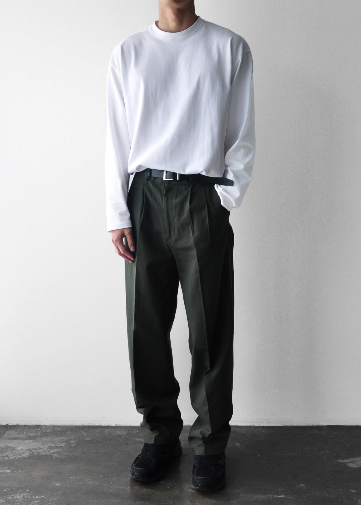 SDDL TWO TUCK DT SEMI WIDE CHINO PANTS #1