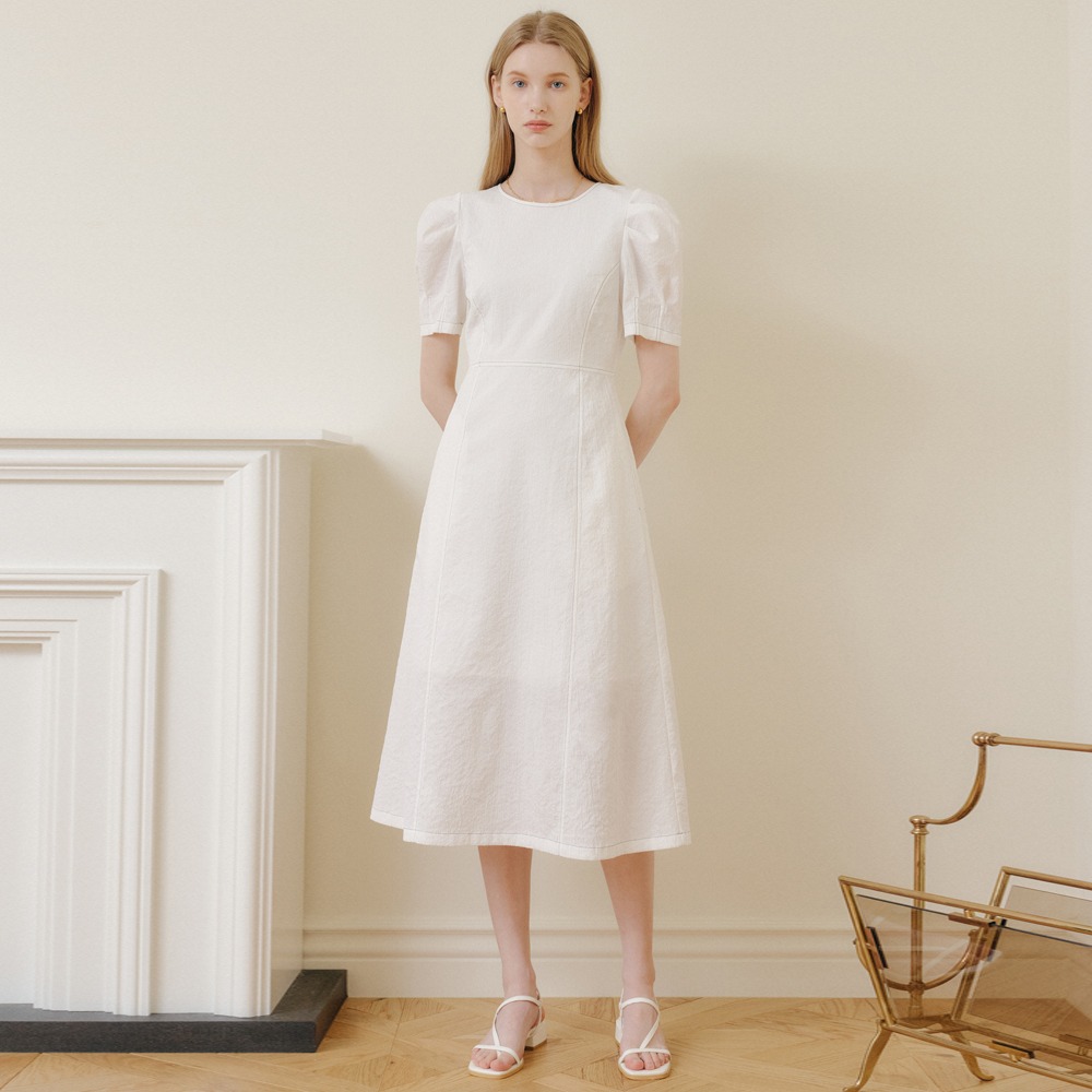 화이트 레이나 퍼프 슬리브 드레스 / WHITE RAINA PUFF SLEEVE DRESS