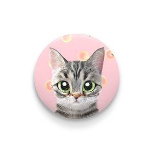 Momo the American shorthair cat’s Peach Pin/Magnet Button