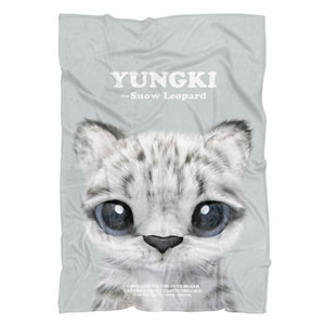 Yungki the Snow Leopard Retro Fleece Blanket
