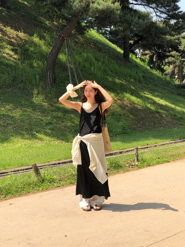 [Highly recommended] satin maxi sleeveless dress