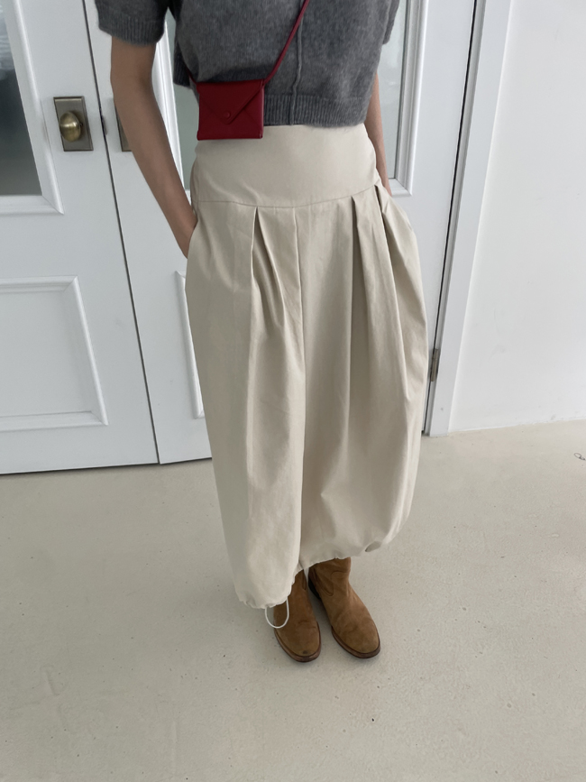 high-waist balloon line skirt with side string
