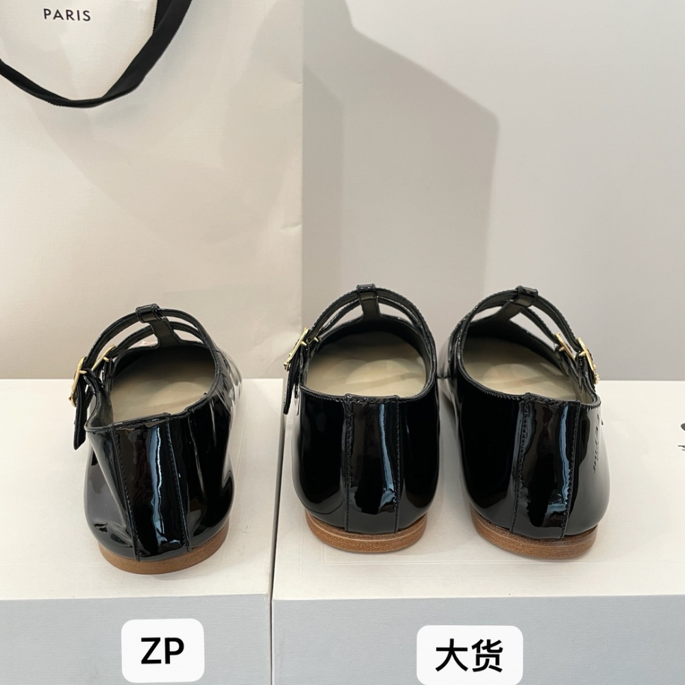 신발 상품 이미지-S29L9