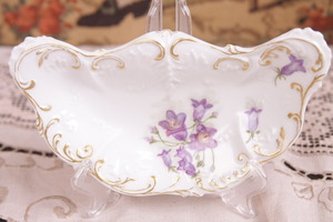 Coiffe 리모지 본 디쉬  Elite (Bawo &amp; Dotter)공장 데코 Coiffe Limoges Bone Dish Elite (Bawo &amp; Dotter) Factory Decorated circa 1890 .