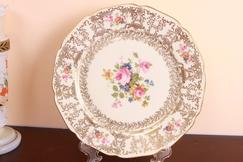 로얄 아이보리 보헤미아 골드&amp; 화이트 플레이트 Royal Ivory (Bohemia) Gold &amp; Floral Plate circa 1950