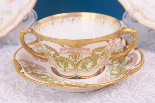 Pouyat 리모지 더블 핸들 컵&amp;소서 Pouyat Limoges Double Handle Cup &amp; Saucer circa 1908