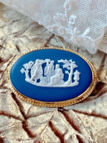 웨지우드 제스퍼웨어 다크 블루 브로치 Wedgwood Jasperware Dark Blue Brooch Pin