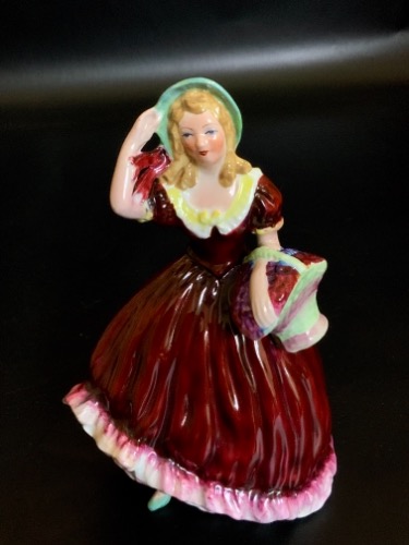 코폴트 &quot;Breeze&quot; 피겨린 Coalport &quot;Breeze&quot; Figurine circa 1970