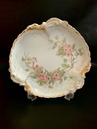 Guerin 리모지 핸드페인트 깊은 서빙 디쉬  Guerin Limoges Hand Painted Deep Serving Dish circa 1900