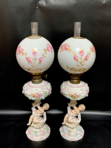 드레스덴 피겨 오일 램프-한쌍- Dresden Figural Oil Lamps circa 1880 - PAIR!