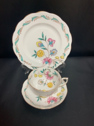 로즈린 컵&amp;소서 트리오 (3종) Roslyn Cup &amp; Saucer Trio (3 Piece) circa 1950