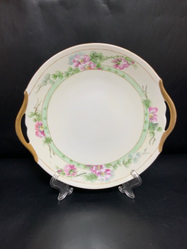 Tressmanes &amp; Vogt 핸드페인트 케이크/과자류 플레이트 Tressmanes &amp; Vogt Hand Painted Cake / Pastry Plate circa 1900