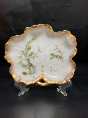 하빌랜드 핸드페인트 잎 모양 디쉬  Haviland Hand Painted Leaf Dish dated 1889