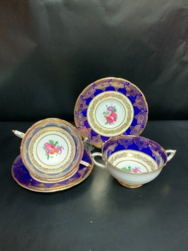 파라곤 투핸들 컵&amp;소서 Paragon 2 Handled Cup &amp; Saucer circa 1950