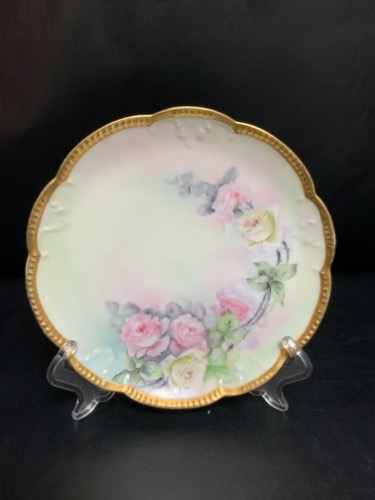 A Klingenberg 리모지 핸드페인트 케비넷 플레이트 A Klingenberg Limoges Parlor Painted Cabinet Plate circa 1890 - 1910