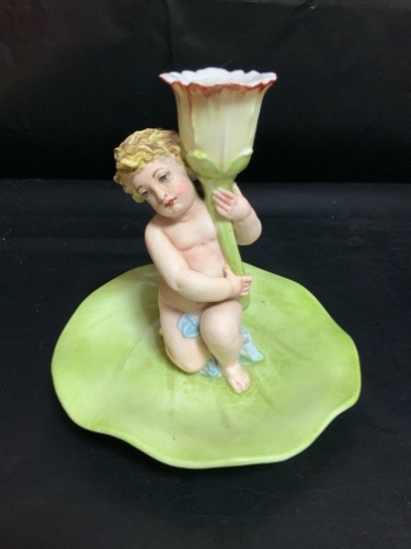 레드돈 천사 리모지 촛대 1891 - 1903 / Reddon Limoges Cherub on Lily Pad Candlestick circa 1891 - 1903  RARE!!