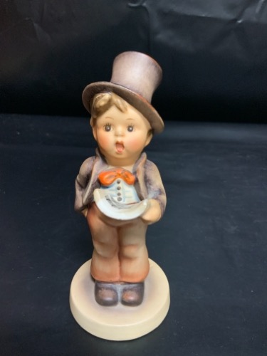 헴멜 &quot;Street Singer&quot; 피겨린 Hummel &quot;Street Singer&quot; Figurine 1956