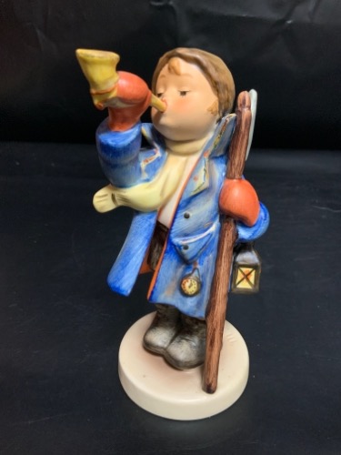 헴멜 &quot;Hear Ye Hear Ye&quot; 피겨린 Hummel &quot;Hear Ye Hear Ye&quot; Figurine Hummel 1979 - 1990