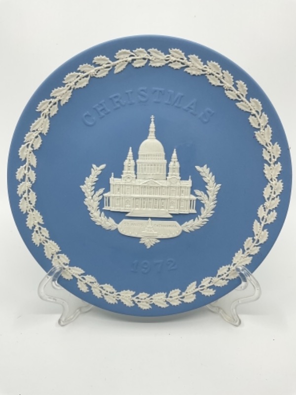 웨지우드 라벤더 제스퍼웨어 “크리스마스” 플레이트 Wedgwood Lavender Jasperware &quot;Christmas&quot; Plate 1972