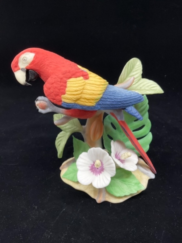 레녹스 “마카오’ 피겨린 Lenox &quot;Scarlet Macaw Figurine 2003