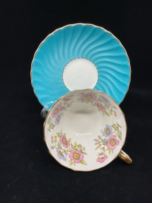 앤슬리 “회호리” 컵 &amp; 소서 Aynsley &quot;Swirl&quot; Cup &amp; Saucer circa 1940