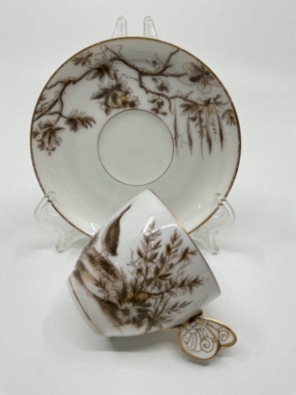 Tressemanes &amp; Vogt 리모지 핸드페인트 나비 핸들 데미타스 (에쏘잔) 컵 &amp; 소서 Tressemanes &amp; Vogt Butterfly Handled Demitasse Cup &amp; Saucer circa 1890