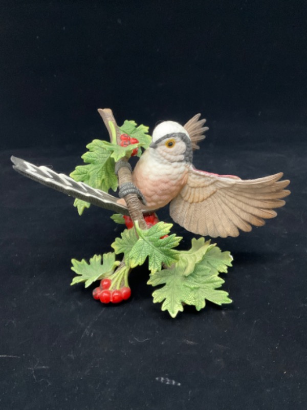 레녹스 &quot;Long Tailed Titmouse&quot; 버드 피겨린 Lenox &quot;Long tailed Titmouse&quot; Bird Figurine 1995