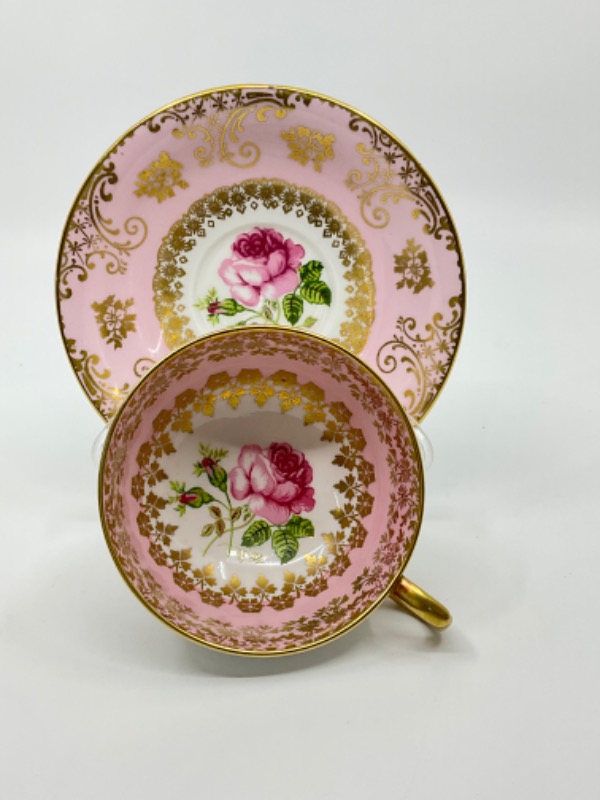 윈저 핑크 로즈  컵 &amp; 소서. Windsor Pink Rose Cup &amp; Saucer circa 1930