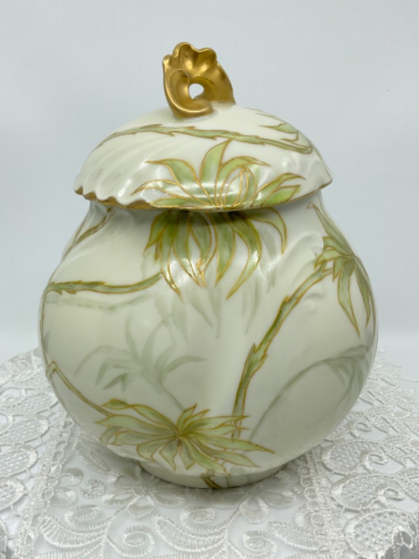 빅토리언 핸드페인트 불사조 핸들 발달린 항아리﻿ Pouyat Limoges Hand Painted Cracker Jar circa 1900