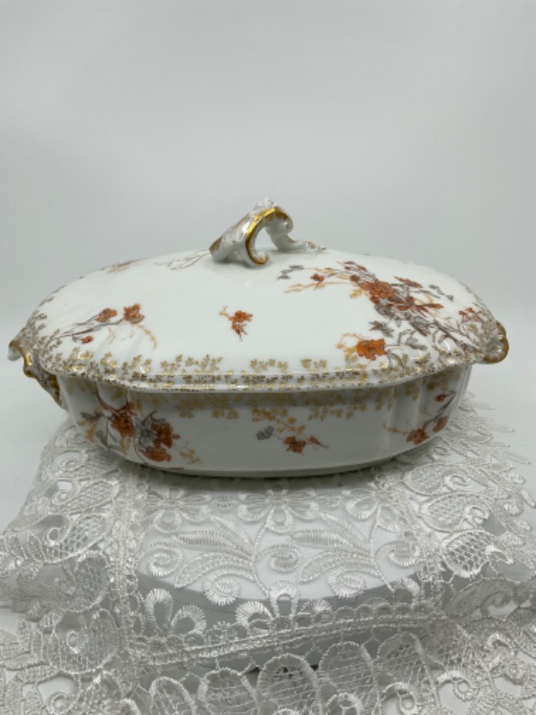 하빌랜드 리모지 &quot;Floral in Relief&quot; 커버 튜린 Haviland Limoges Covered Tureen circa 1880