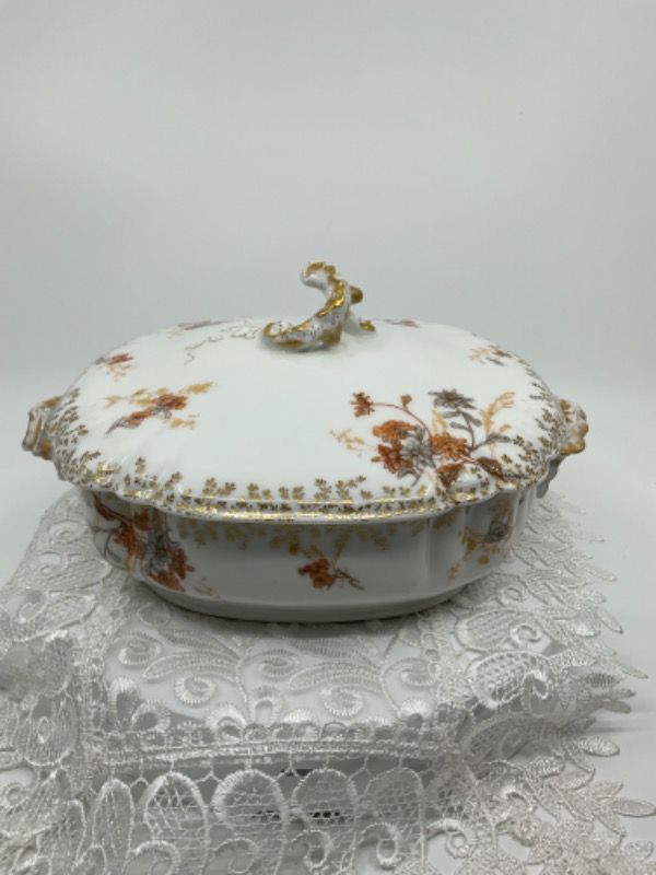 하빌랜드 리모지 &quot;Floral in Relief&quot; 커버 튜린 Haviland Limoges Covered Tureen circa 1880