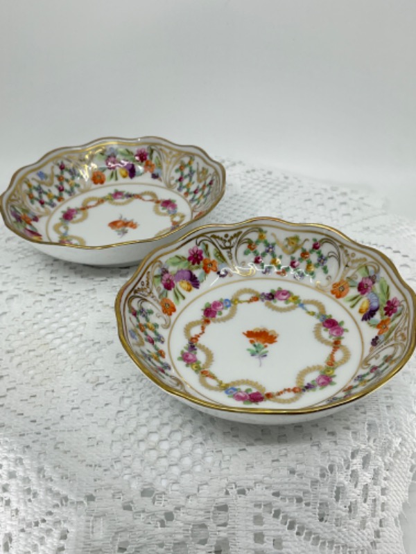 슈만 드레스덴 핸드페인트 베리 보울 Schumann Dresden Hand Painted Berry Bowl circa 1940