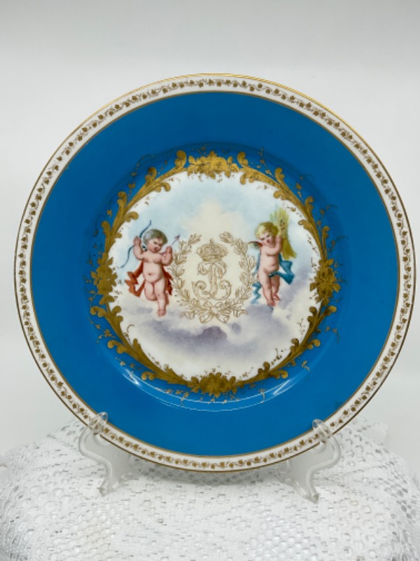 세브르 Chateau de Versailles 핸드페인트 장식 플레이트 Sevres Chateau de Versailles Hand Paintedf Plate circa 1876