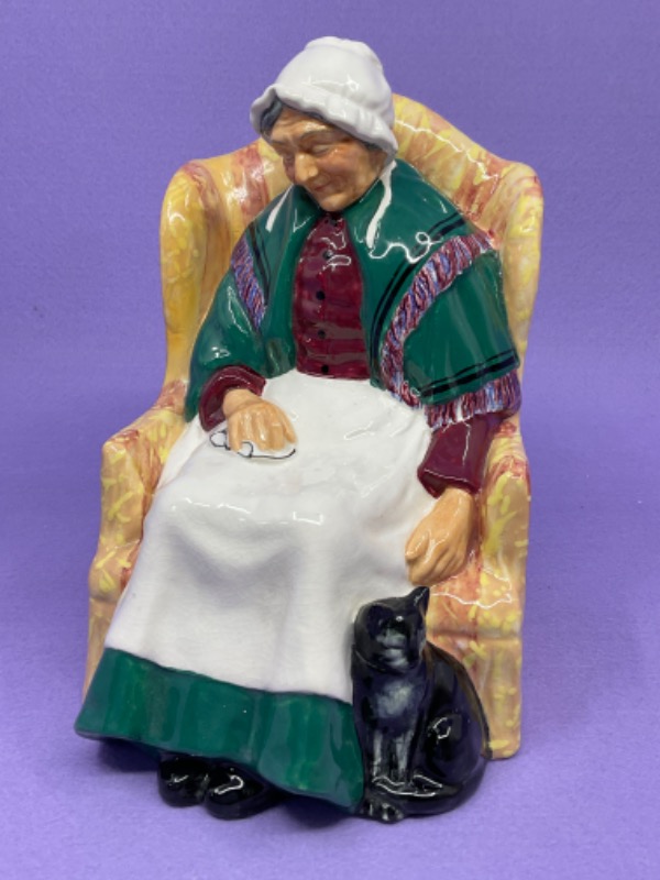 로얄 돌턴 &quot; Forty Winks&quot; 피겨린 Royal Doulton &quot; Forty Winks&quot; Figurine