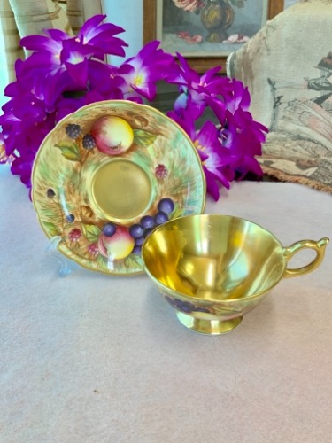 앤슬리 &quot;오차드 과일&quot; 컵&amp;소서 Aynsley “Orchid Fruit” Cup &amp; Saucer circa 1950