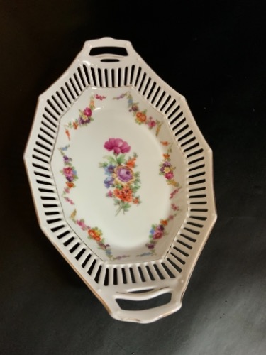 슈만 (독일) 투각 과일 볼 Schumann (Germany) Fluted Fruit Bowl circa 1920