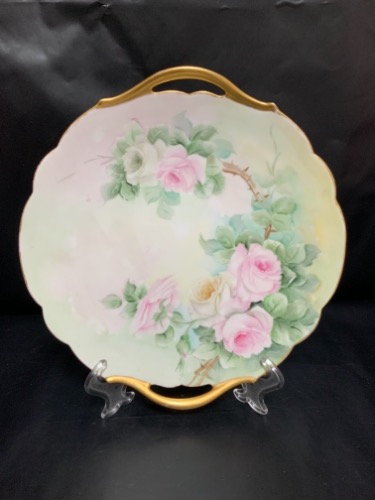 Tressemanes and Vogt 리모지 핸드페인트 투핸들 케이크/페스트리 플레이트 Tressemanes and Vogt Limoges Hand Painted 2 Handle Cake / Pastry Plate circa 1900